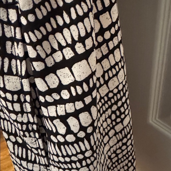 Merona Black and Cream Sleeveless Dress with pockets size large - Picture 5 of 9